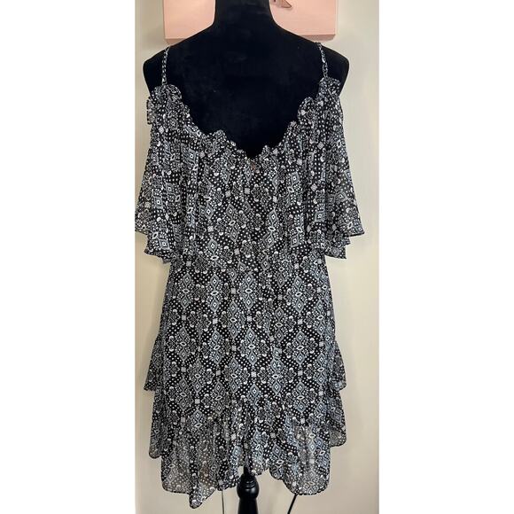 MISA Los Angeles Suki Cold Shoulder Shift Dress sz S - Picture 2 of 6